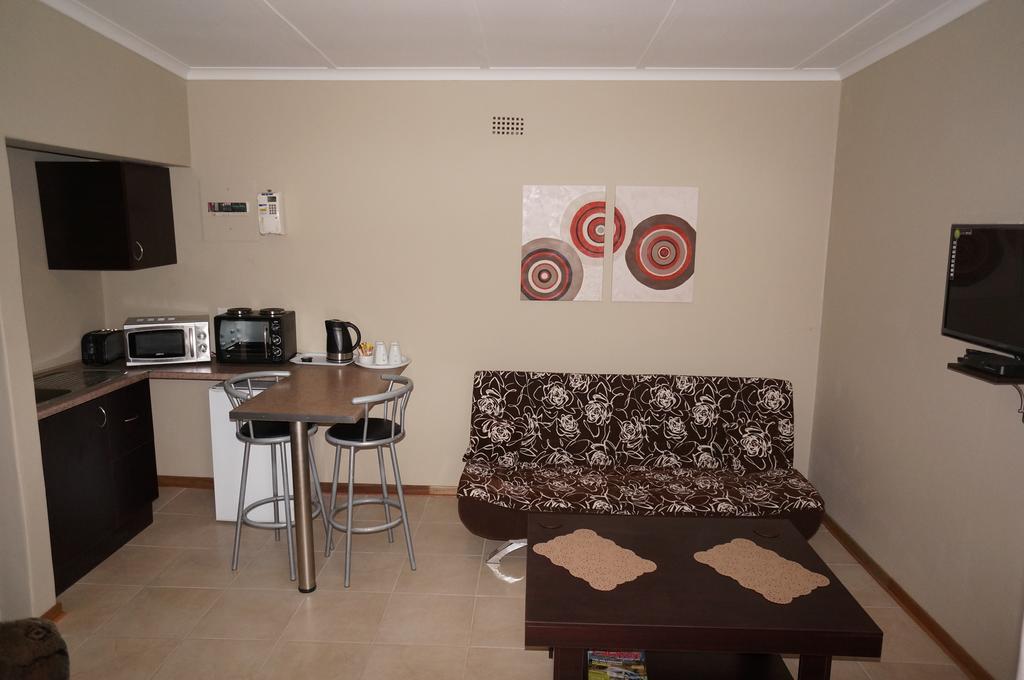 Mckala Guesthouse Kimberley Pokoj fotografie